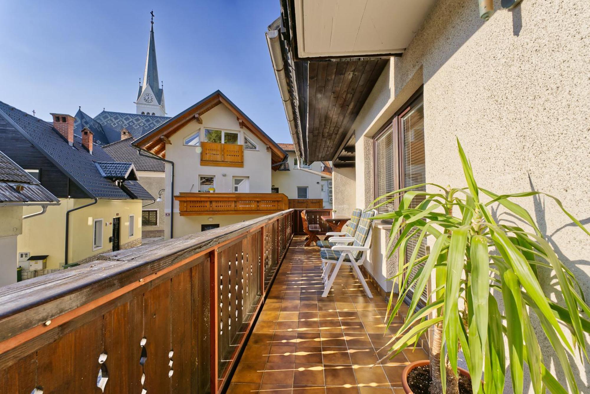 Castle Way Apartments Tamy Блед Екстериор снимка