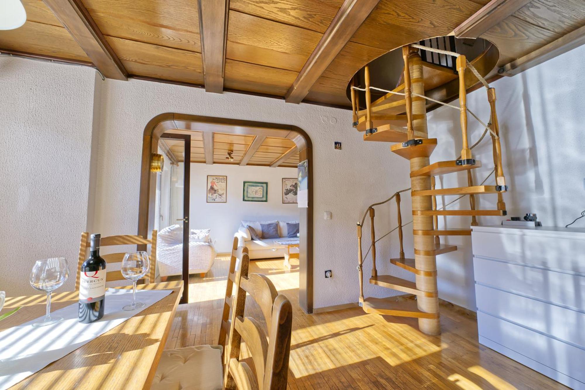 Castle Way Apartments Tamy Блед Екстериор снимка