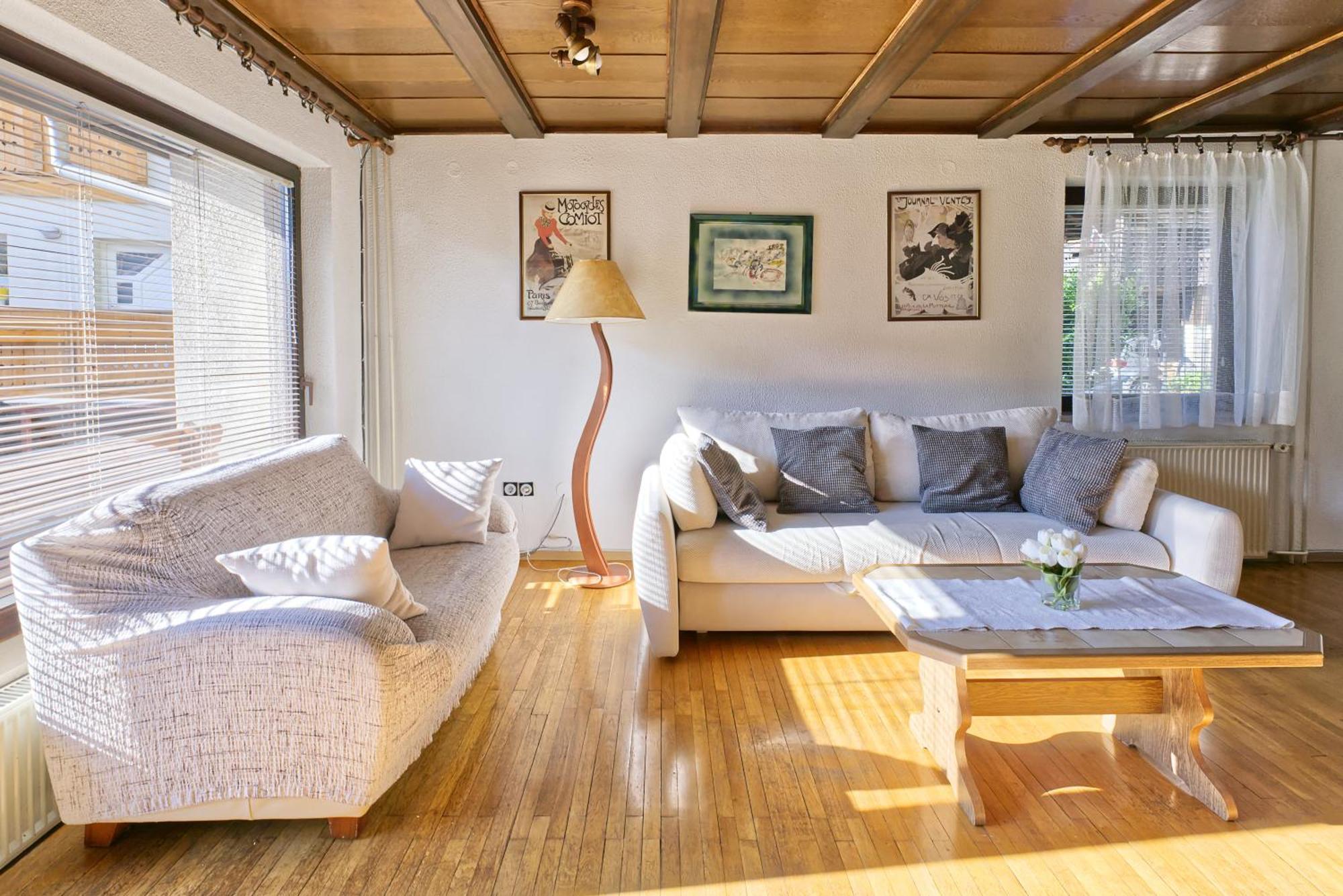 Castle Way Apartments Tamy Блед Екстериор снимка
