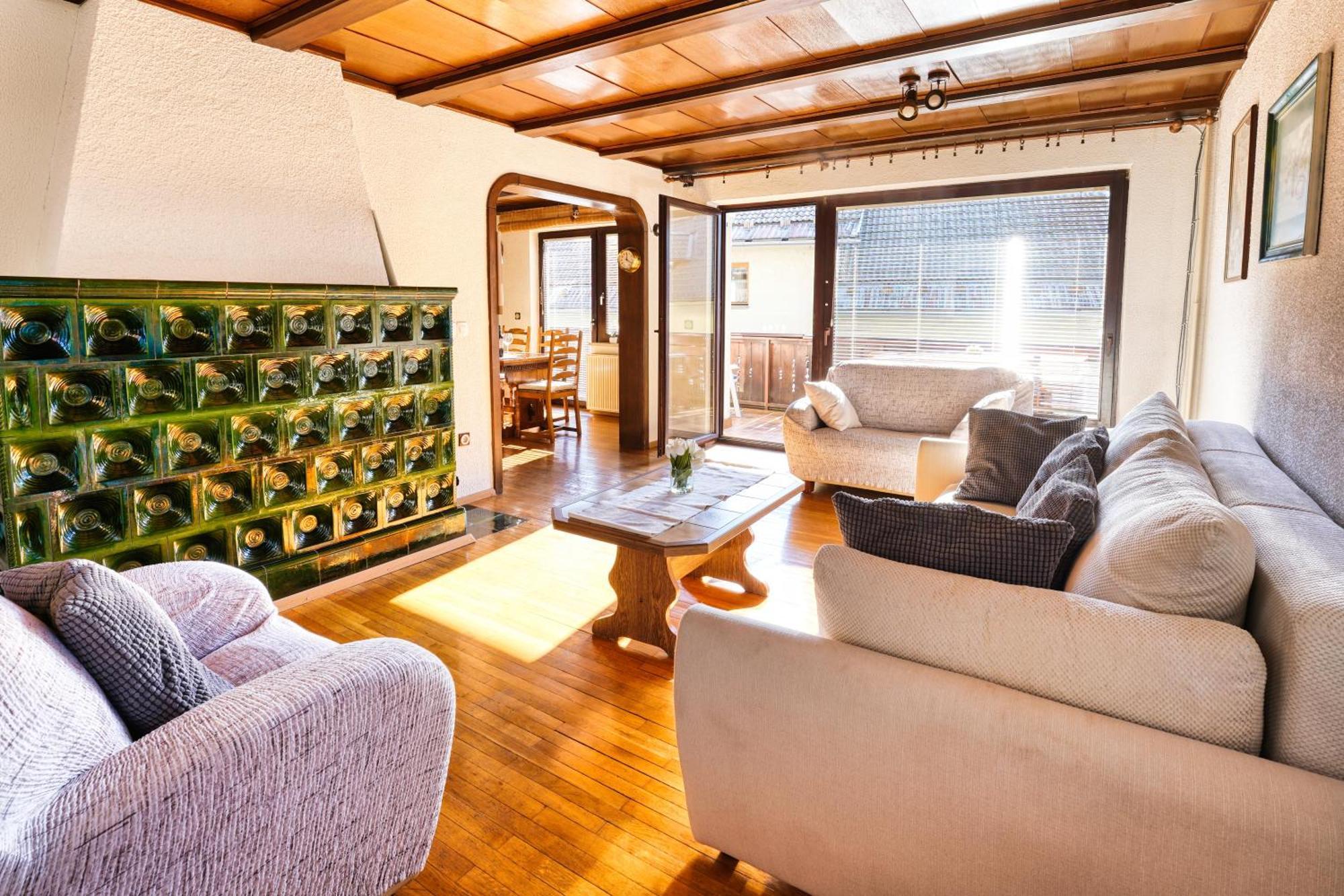 Castle Way Apartments Tamy Блед Екстериор снимка